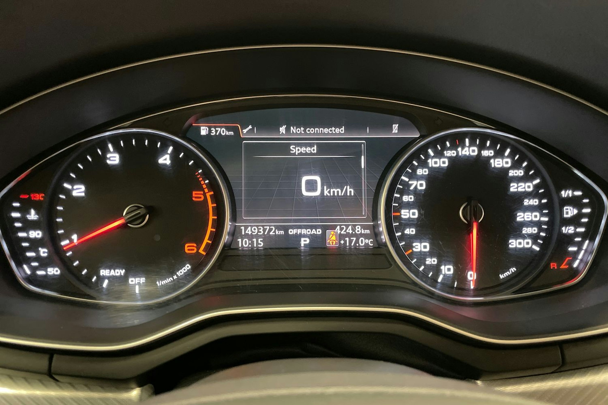 sininen Audi A4 allroad quattro 2017 kuva 26.