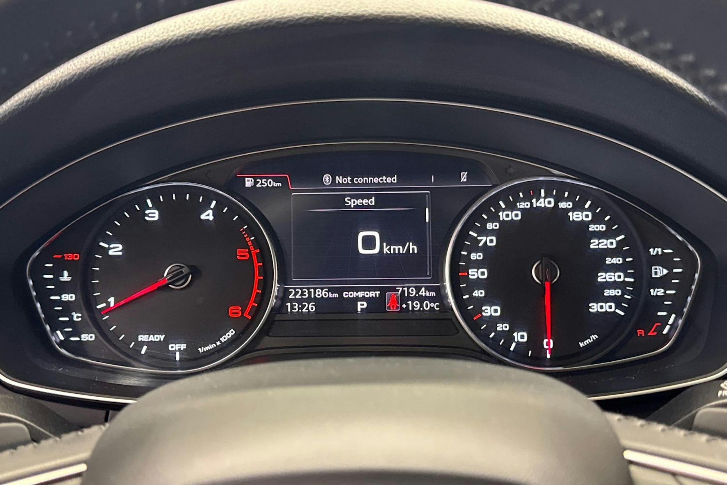 musta Audi A4 allroad quattro 2017 kuva 17.