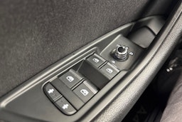 musta Audi A4 allroad quattro 2017 kuva 19.