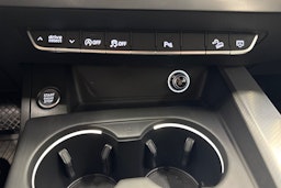 musta Audi A4 allroad quattro 2017 kuva 26.