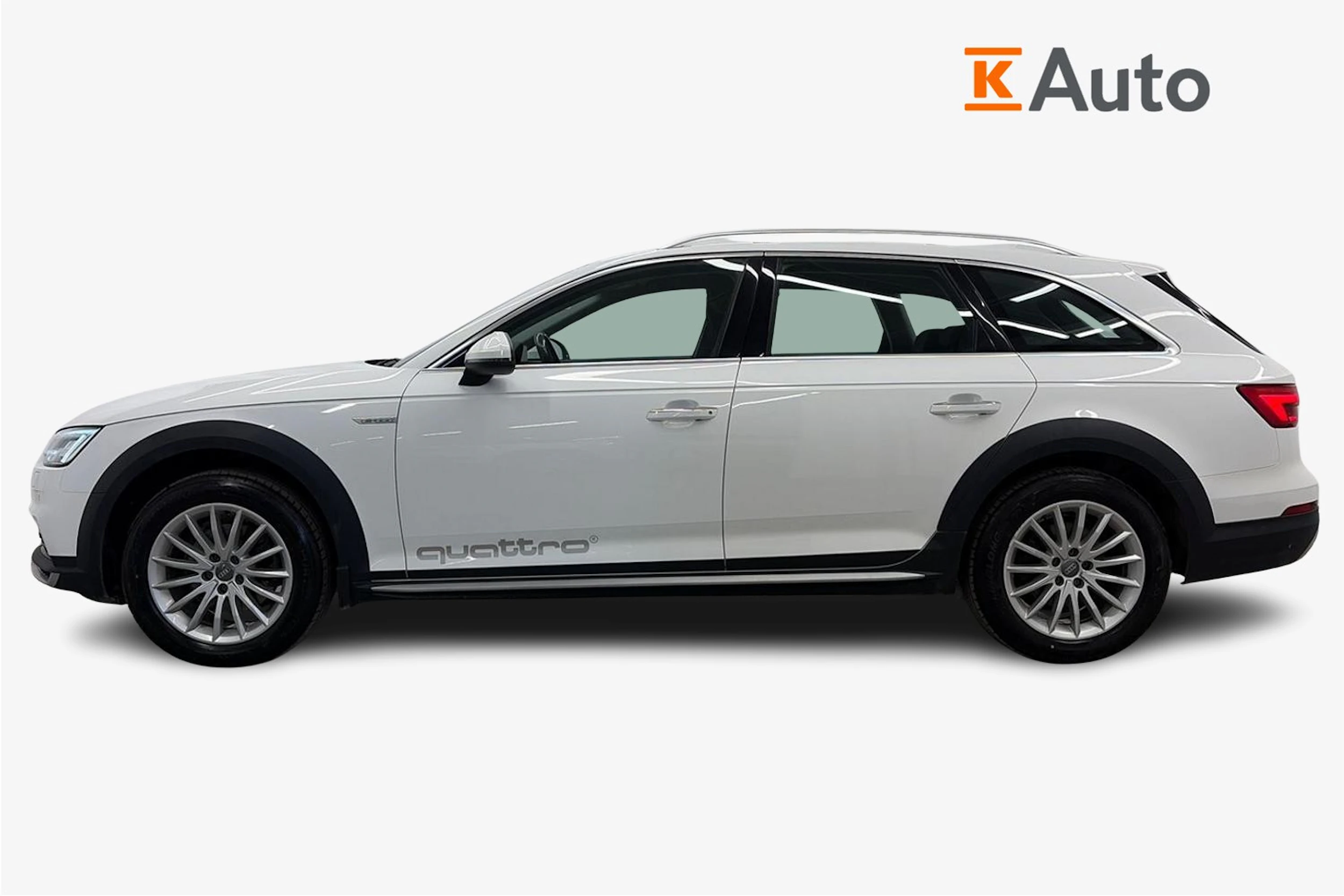 valkoinen Audi A4 allroad quattro 2017 kuva 5.
