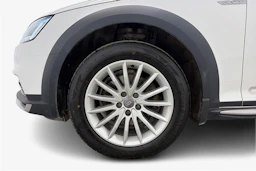 valkoinen Audi A4 allroad quattro 2017 kuva 9.