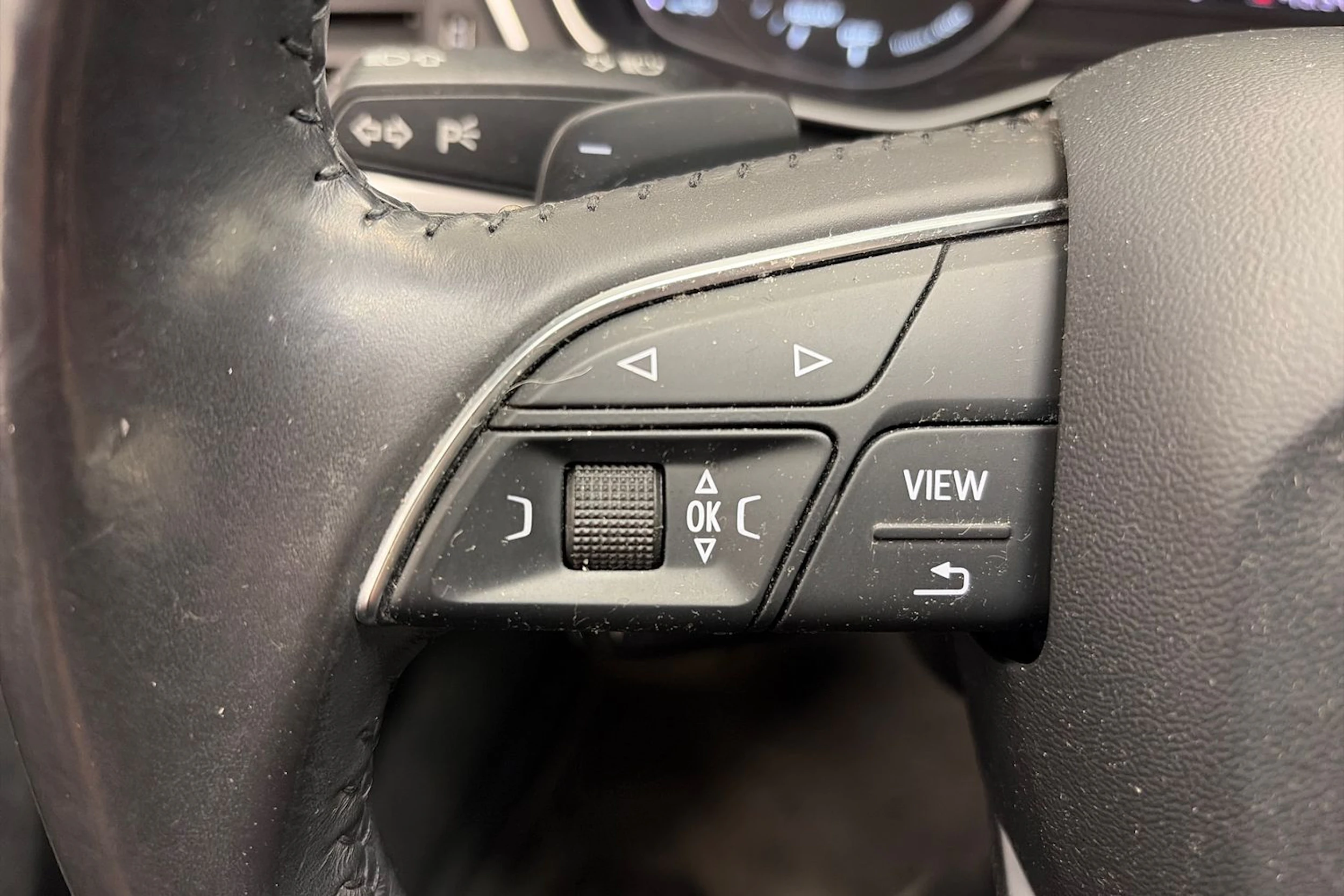 valkoinen Audi A4 allroad quattro 2017 kuva 18.