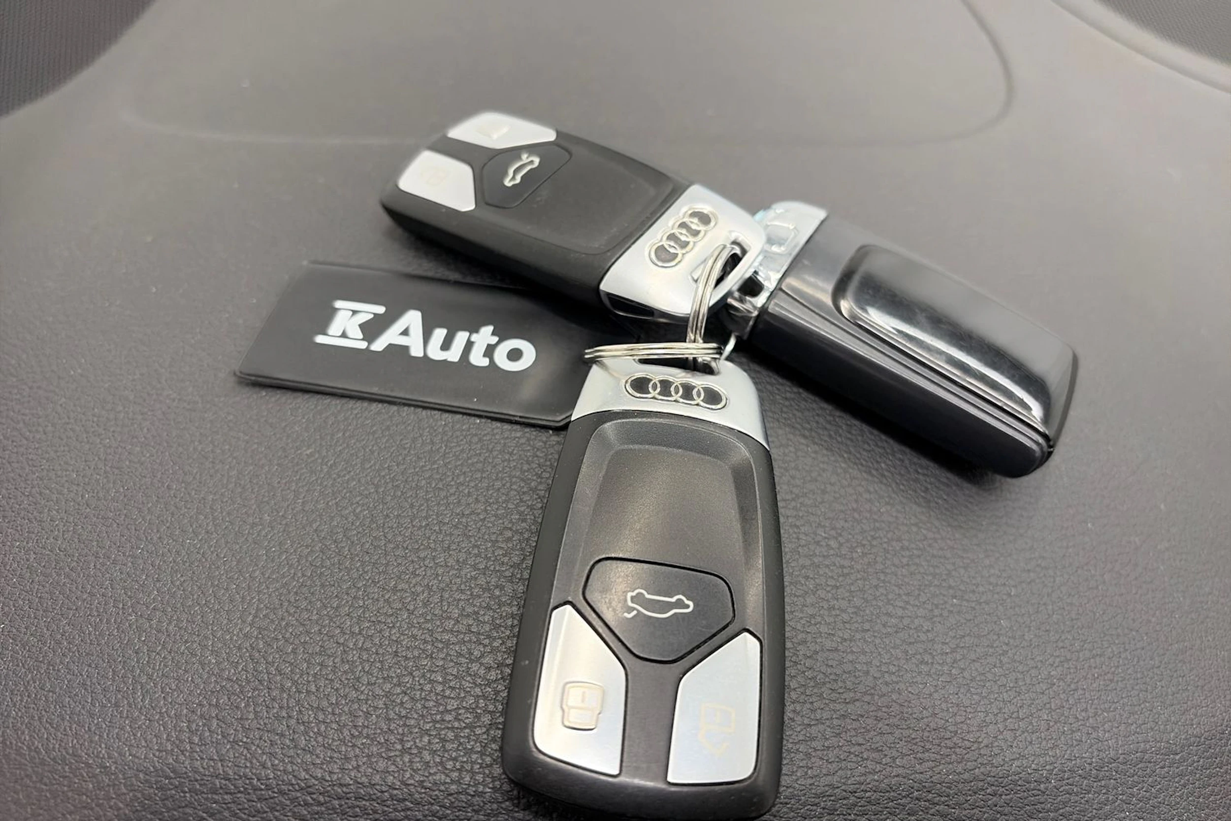 valkoinen Audi A4 allroad quattro 2017 kuva 32.