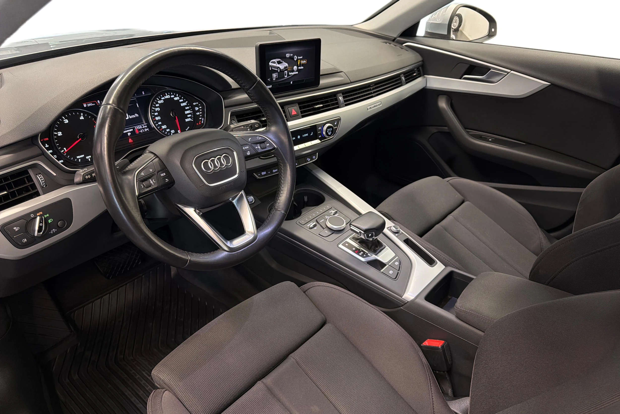 hopea Audi A4 allroad quattro 2017 kuva 6.