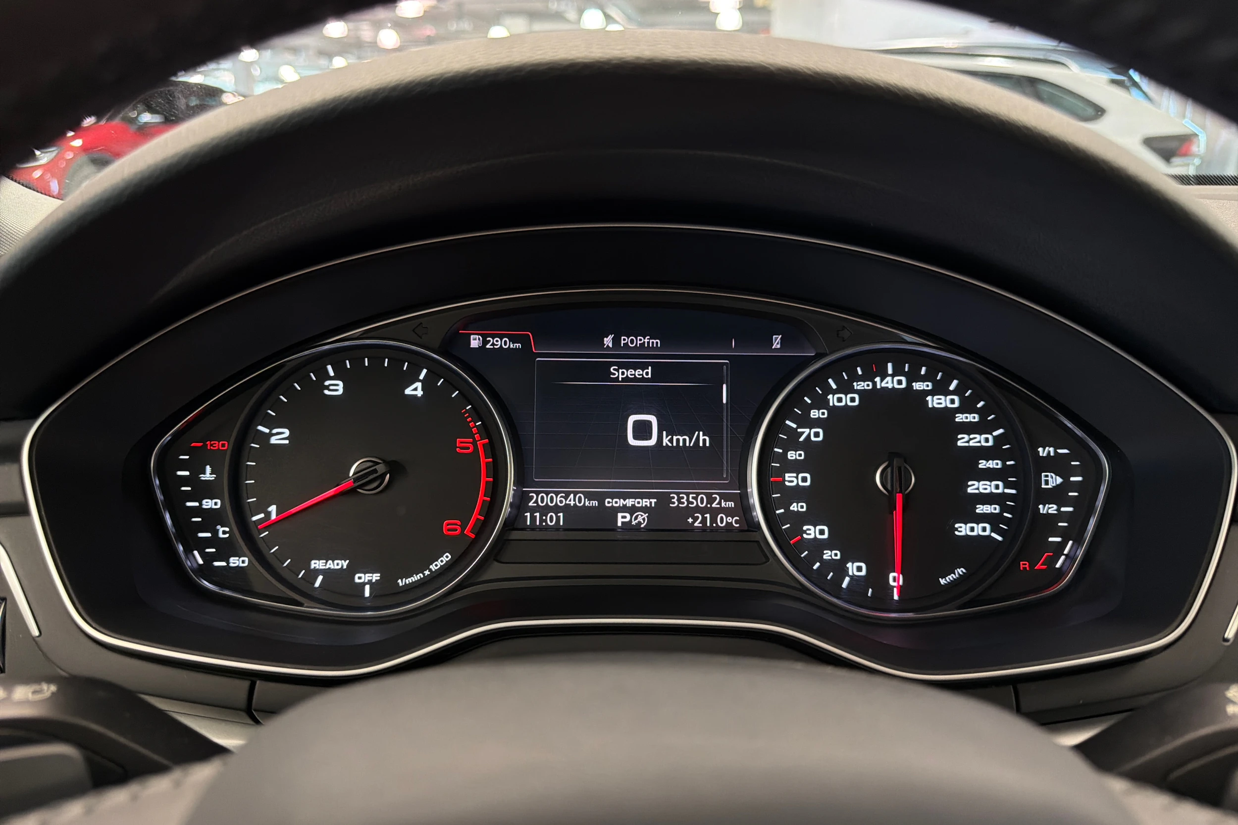 hopea Audi A4 allroad quattro 2017 kuva 16.