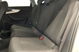 Valkoinen Audi A4 allroad quattro 2017 kuva 10.