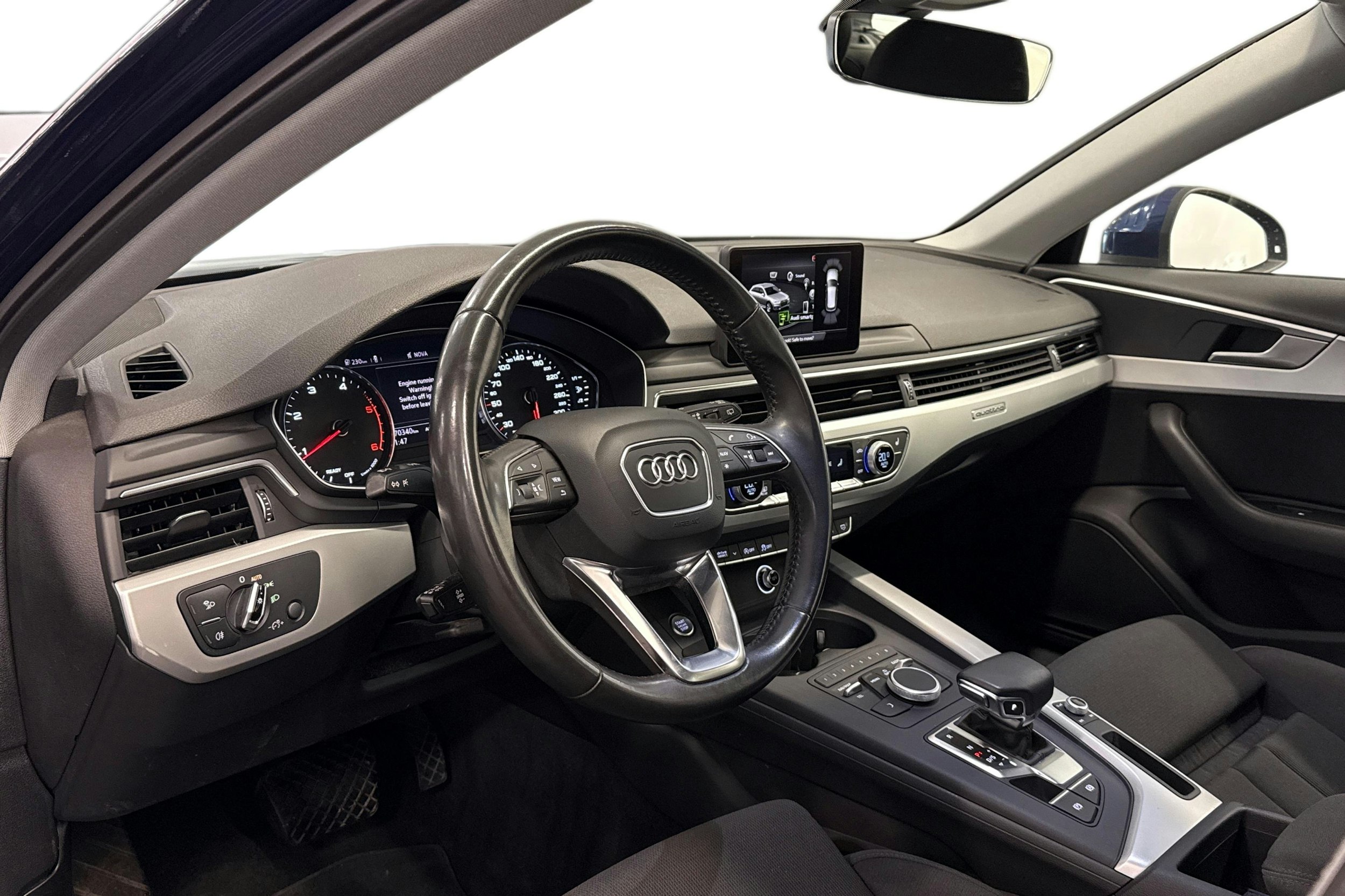 Sininen Audi A4 allroad quattro 2017 kuva 7.