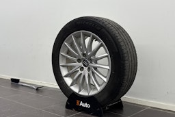 Sininen Audi A4 allroad quattro 2017 kuva 13.