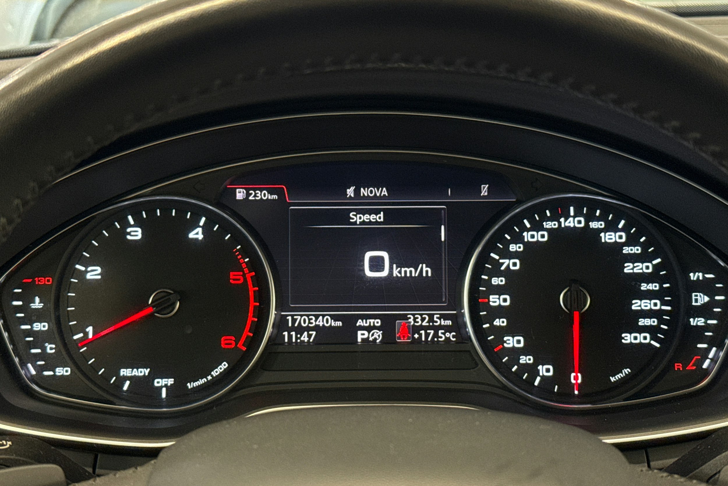 Sininen Audi A4 allroad quattro 2017 kuva 15.