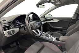 Valkoinen Audi A4 allroad quattro 2017 kuva 7.