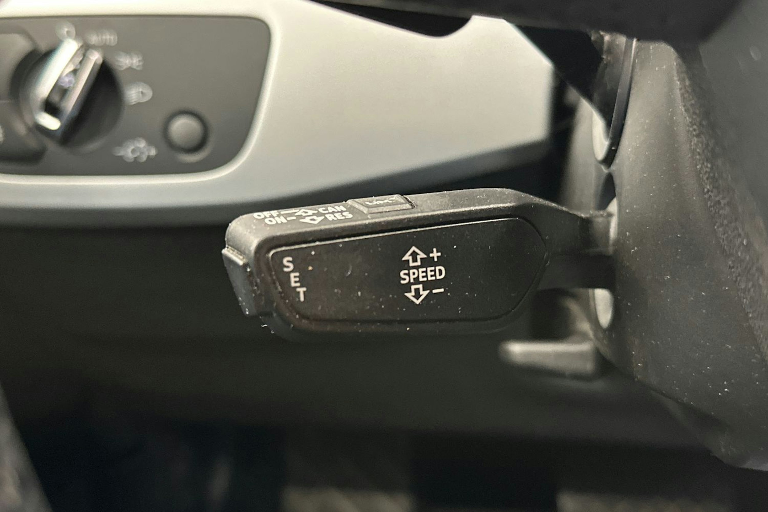 Valkoinen Audi A4 allroad quattro 2017 kuva 15.