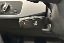 Valkoinen Audi A4 allroad quattro 2017 kuva 15.