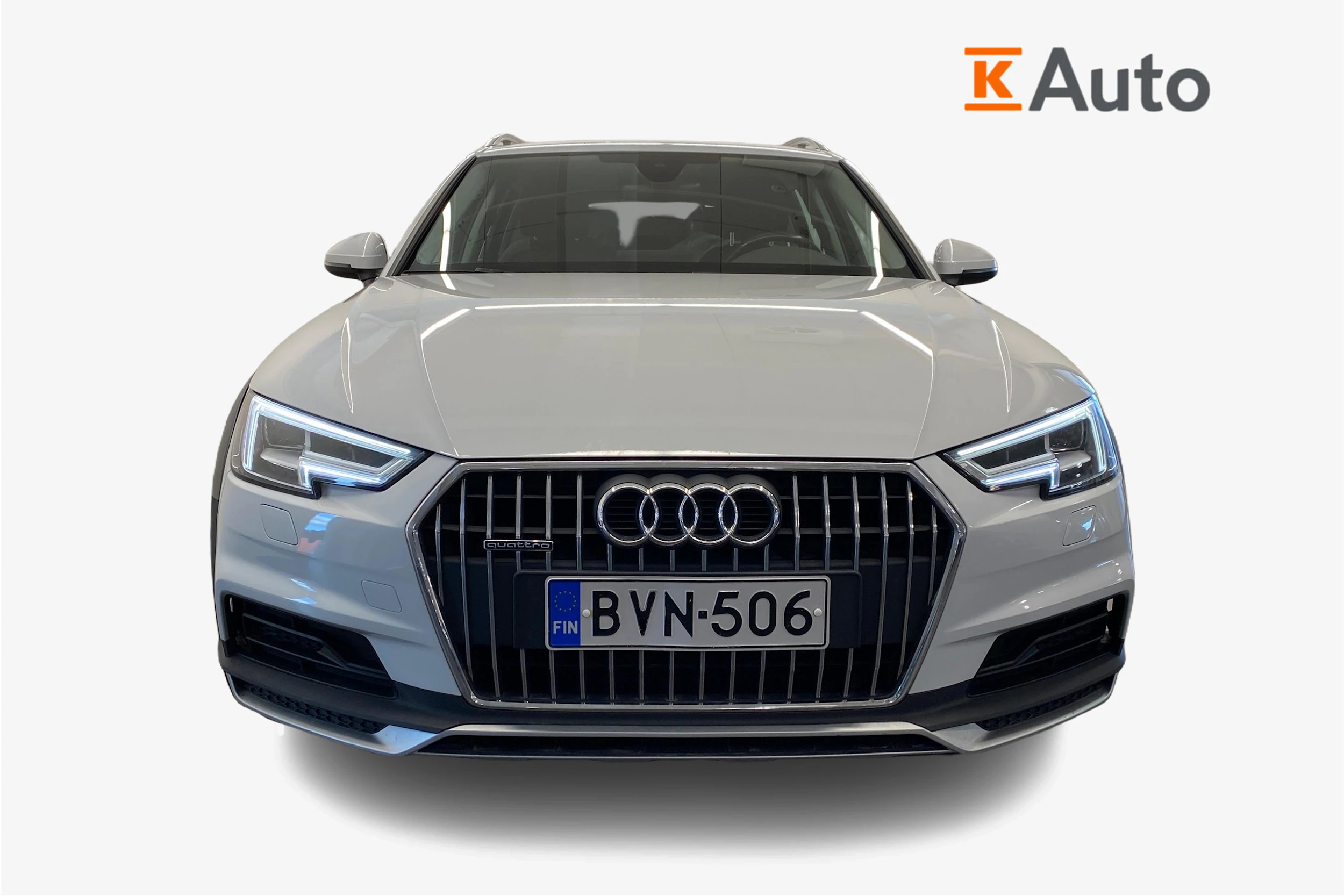 Valkoinen Audi A4 allroad quattro 2018 kuva 4.
