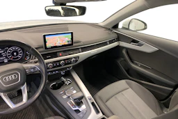 Valkoinen Audi A4 allroad quattro 2018 kuva 7.