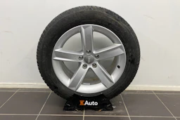 Valkoinen Audi A4 allroad quattro 2018 kuva 24.