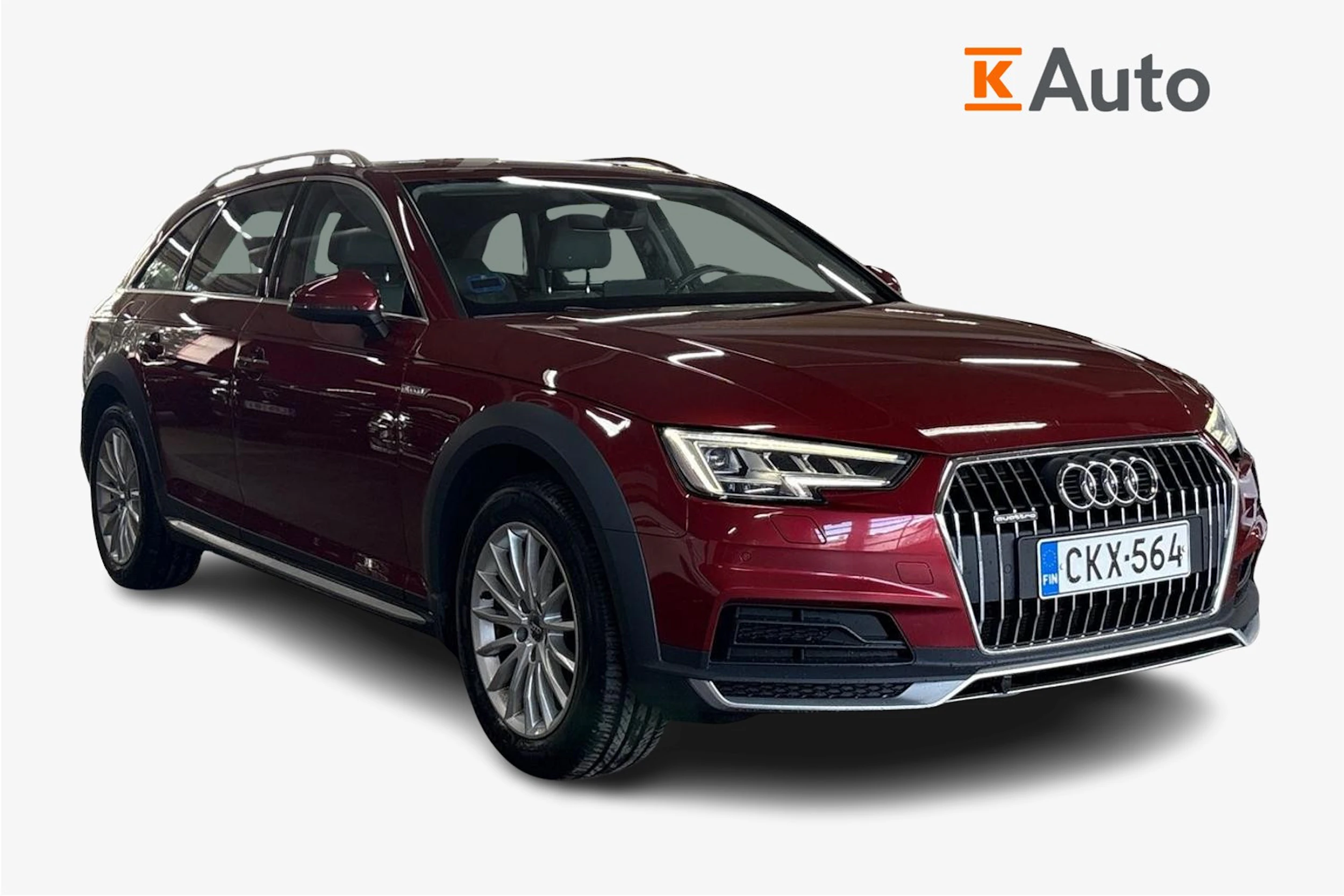 Valkoinen Audi A4 allroad quattro 2018 kuva 1.