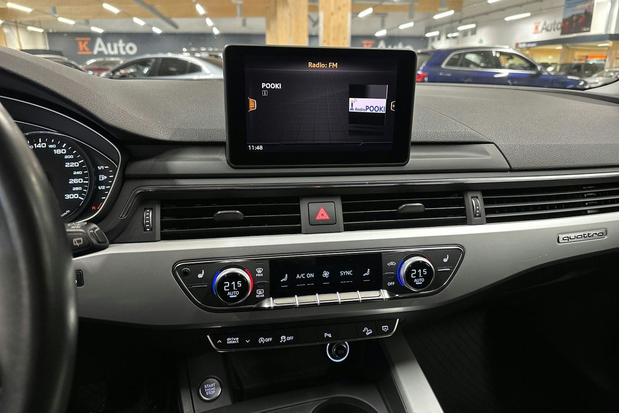 valkoinen Audi A4 allroad quattro 2018 kuva 19.