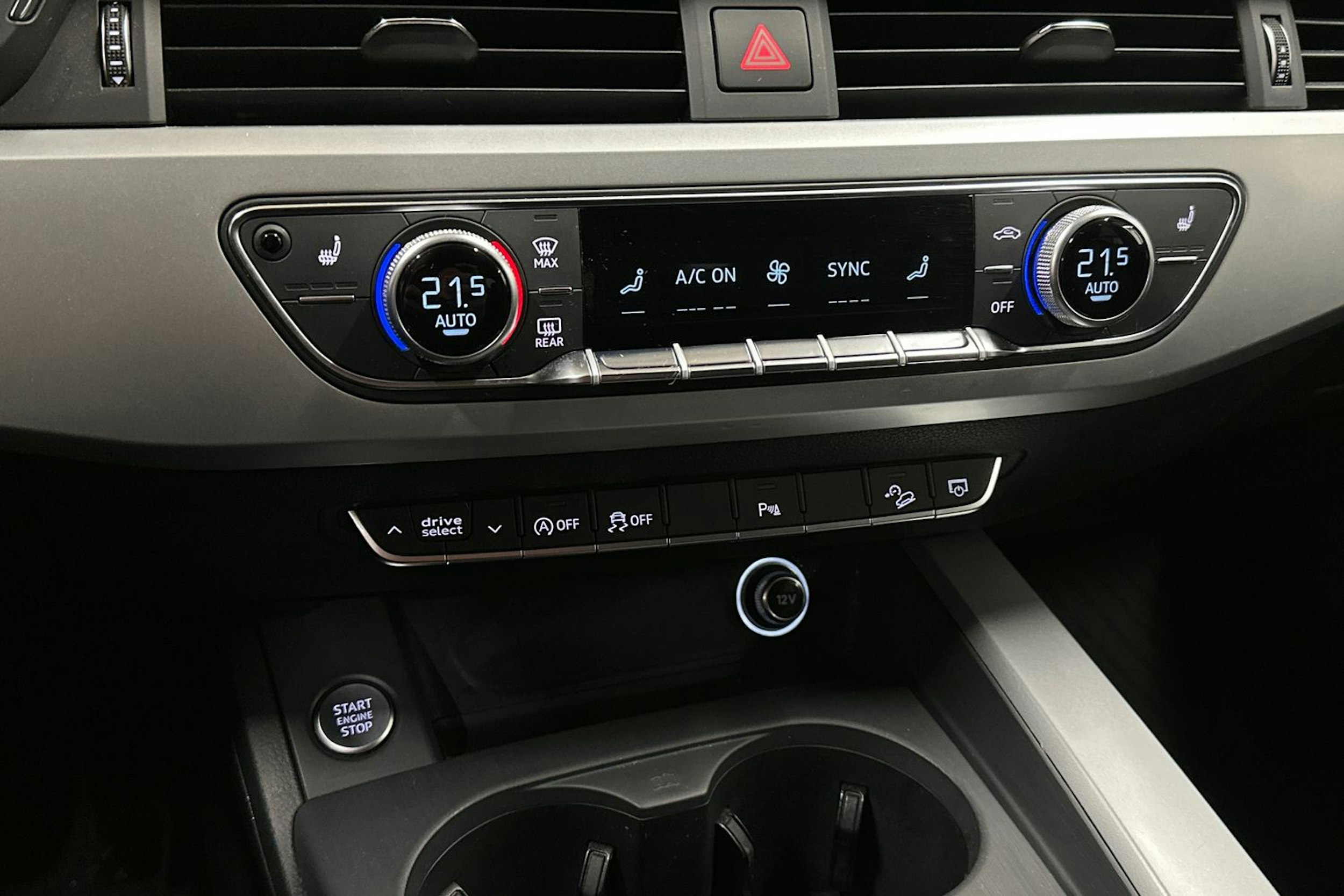 valkoinen Audi A4 allroad quattro 2018 kuva 20.