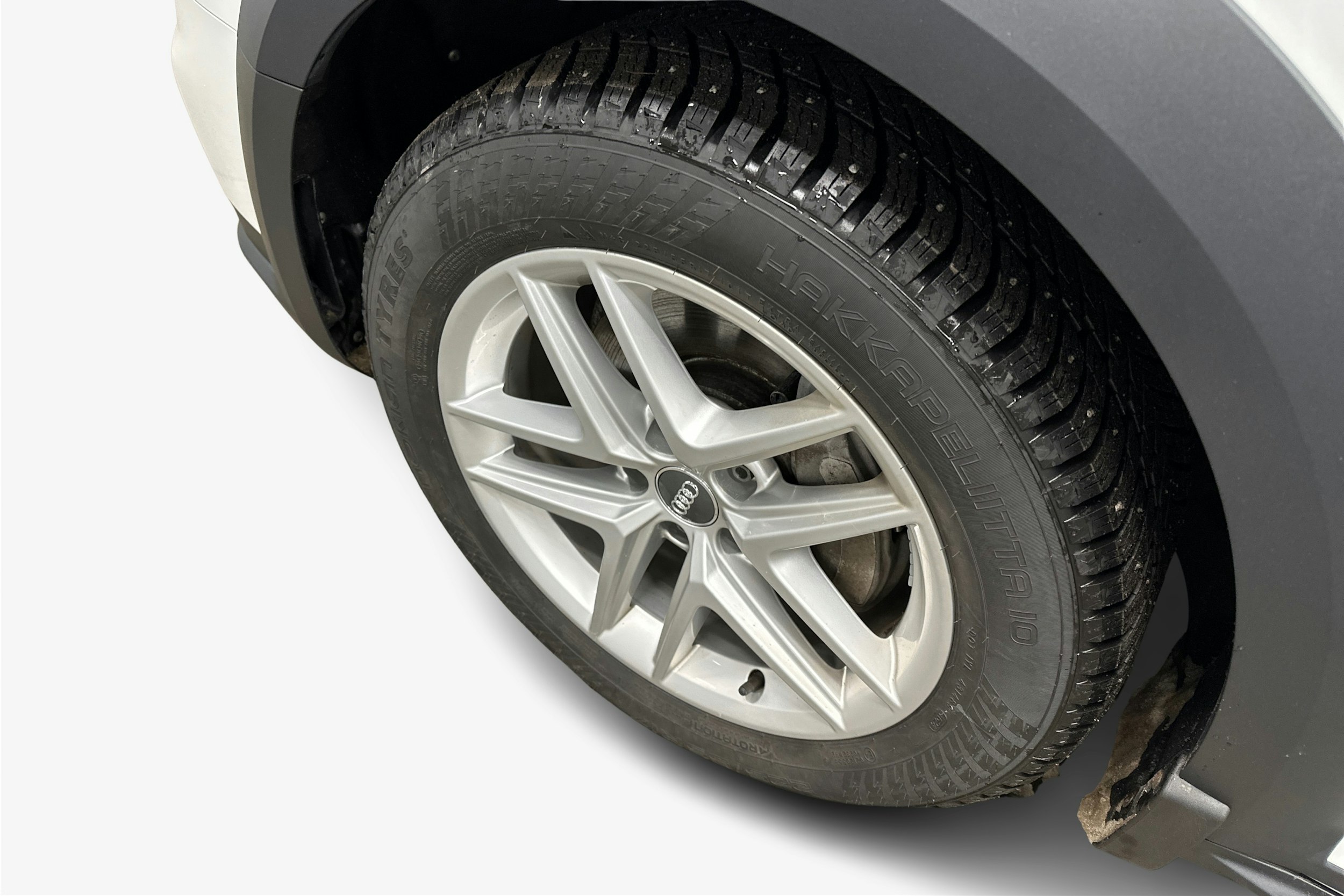 valkoinen Audi A4 allroad quattro 2018 kuva 11.