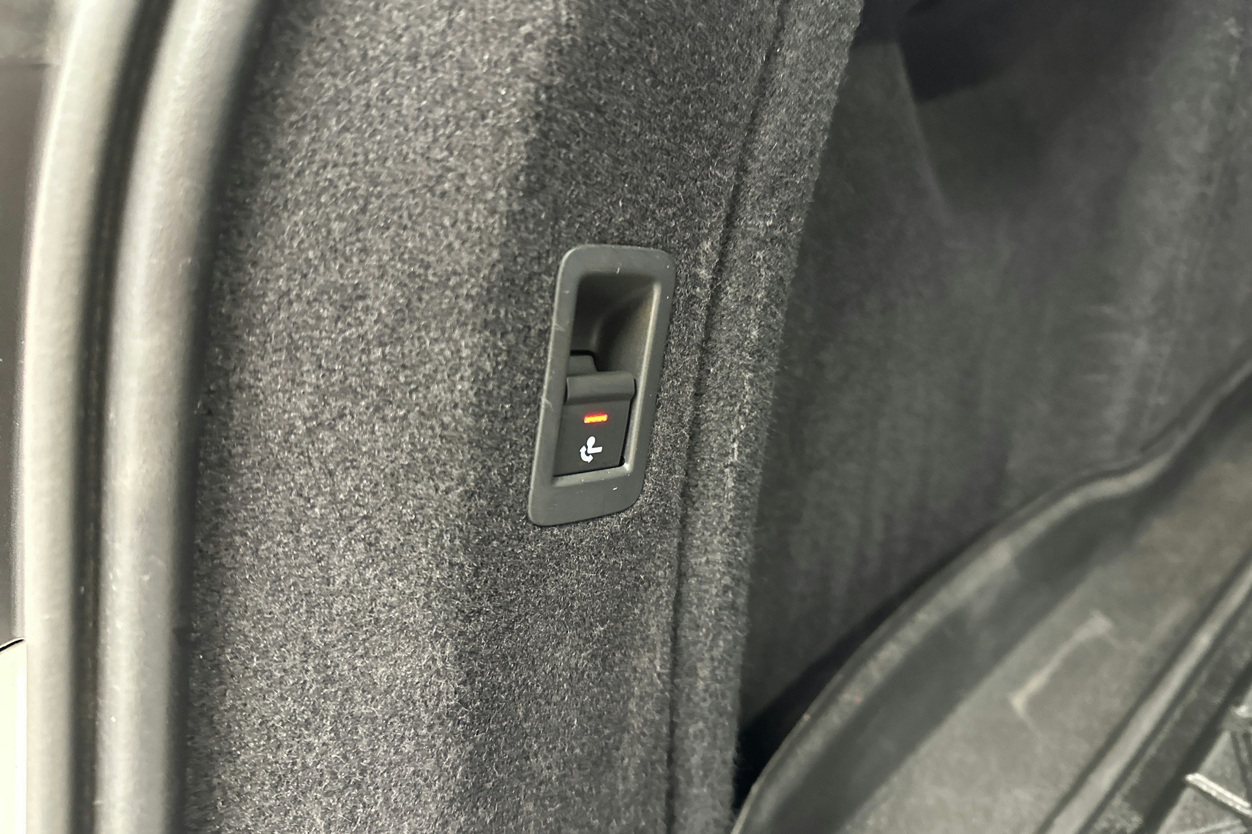 valkoinen Audi A4 allroad quattro 2018 kuva 29.