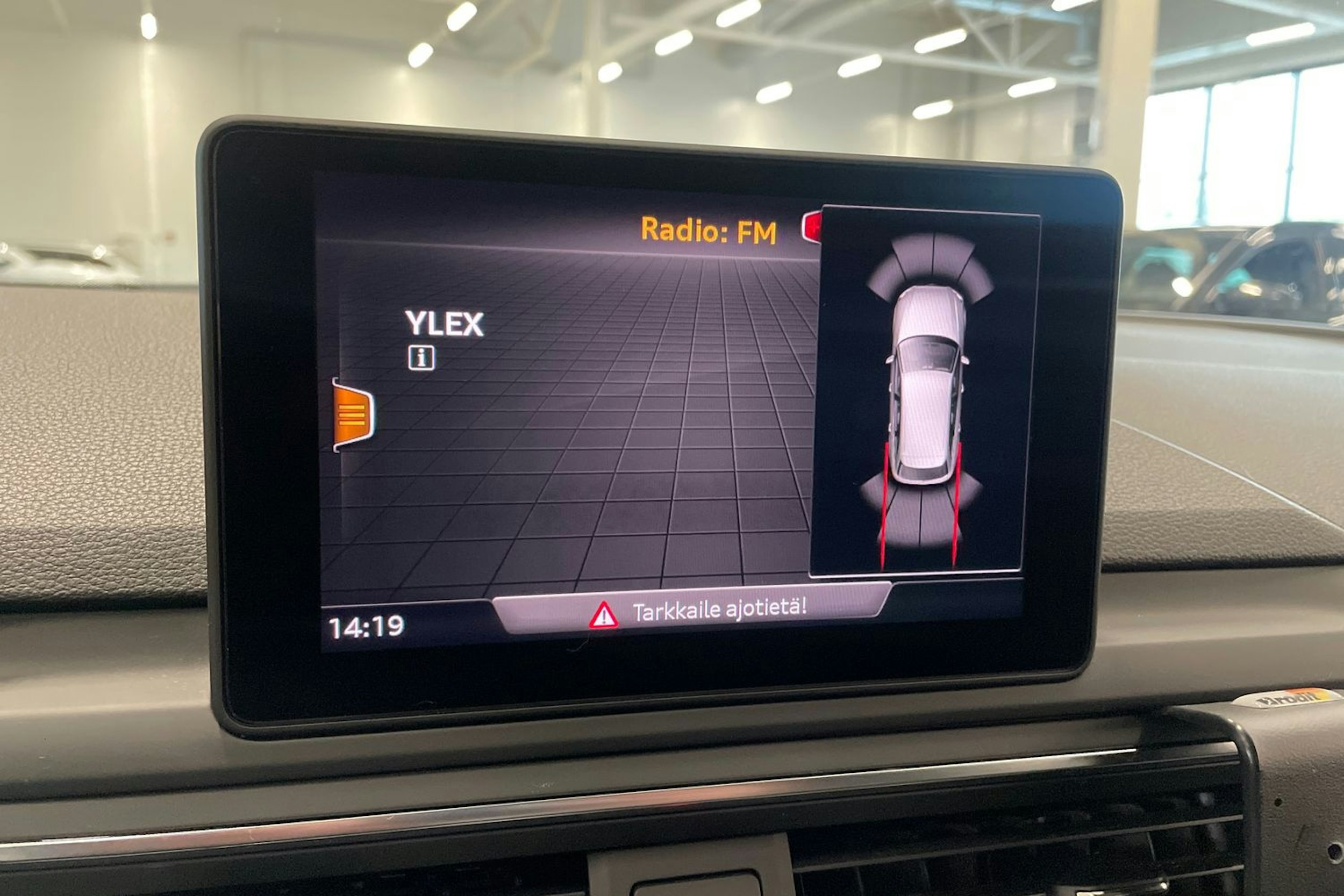 harmaa Audi A4 allroad quattro 2018 kuva 29.