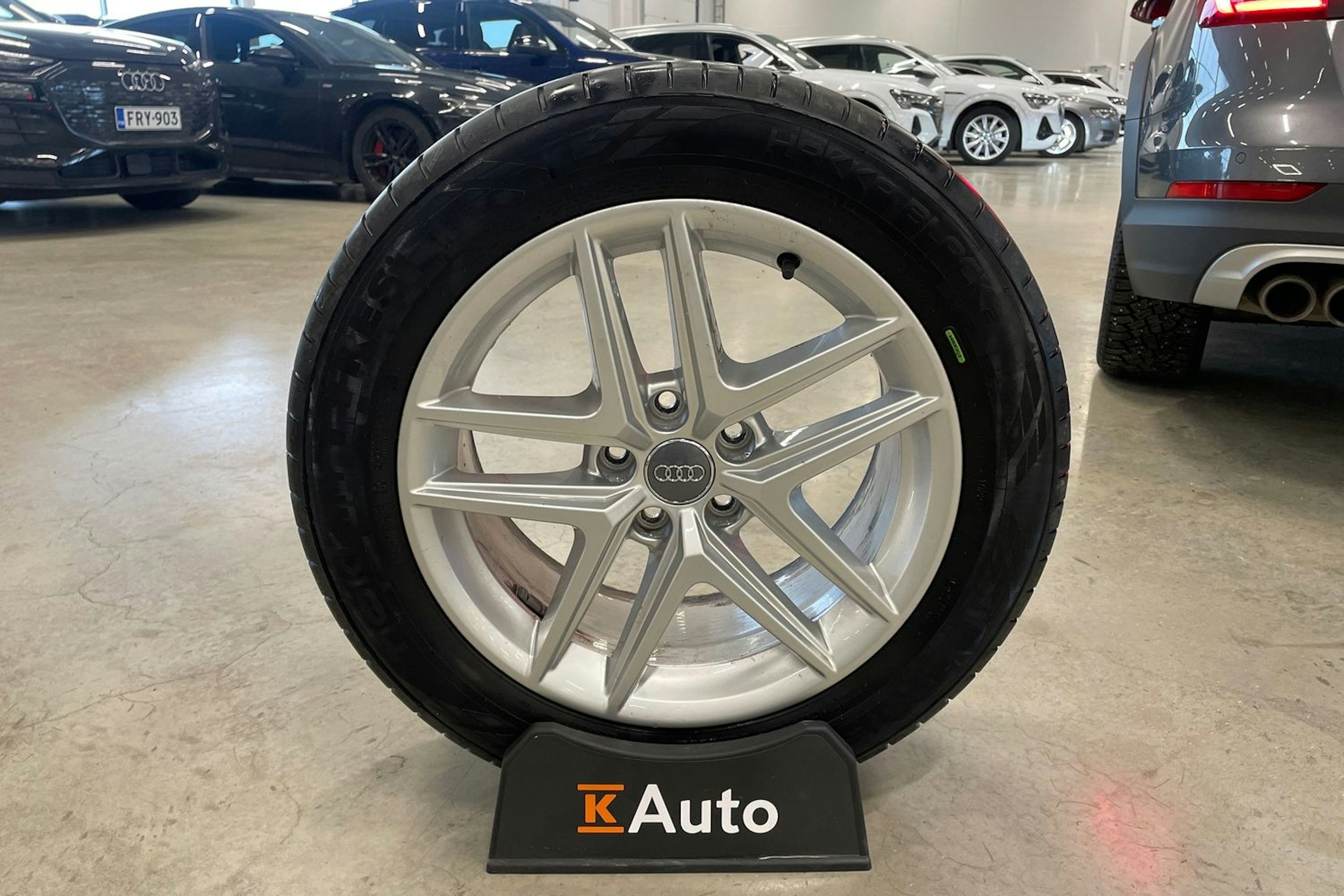 harmaa Audi A4 allroad quattro 2018 kuva 40.