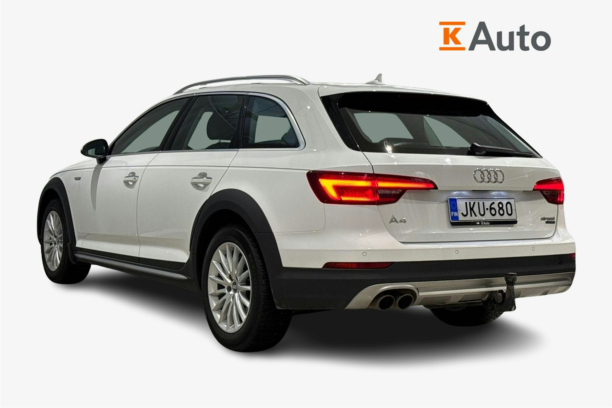 valkoinen Audi A4 allroad quattro 2018 kuva 2.