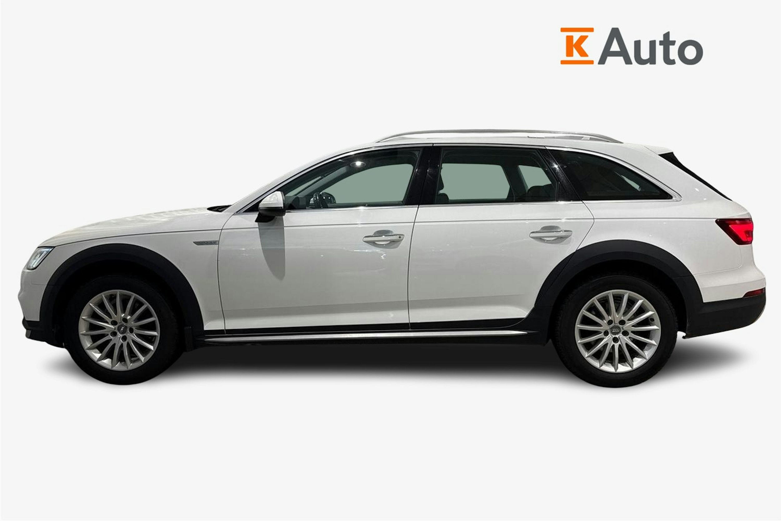 valkoinen Audi A4 allroad quattro 2018 kuva 6.