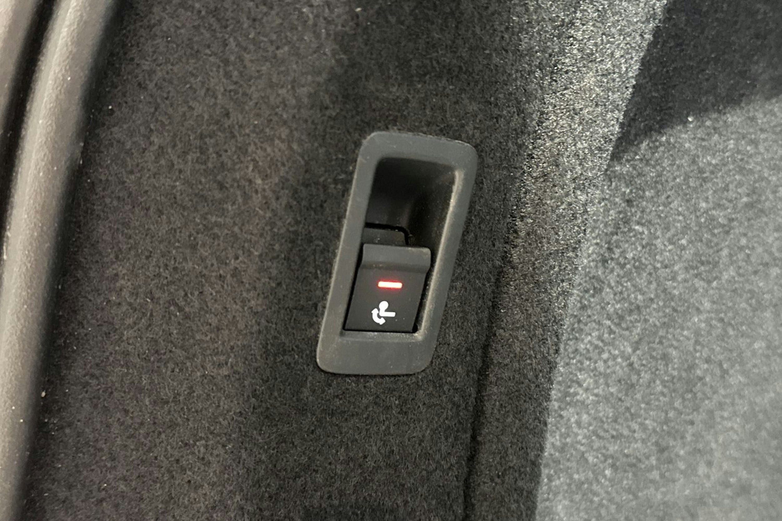 valkoinen Audi A4 allroad quattro 2018 kuva 17.