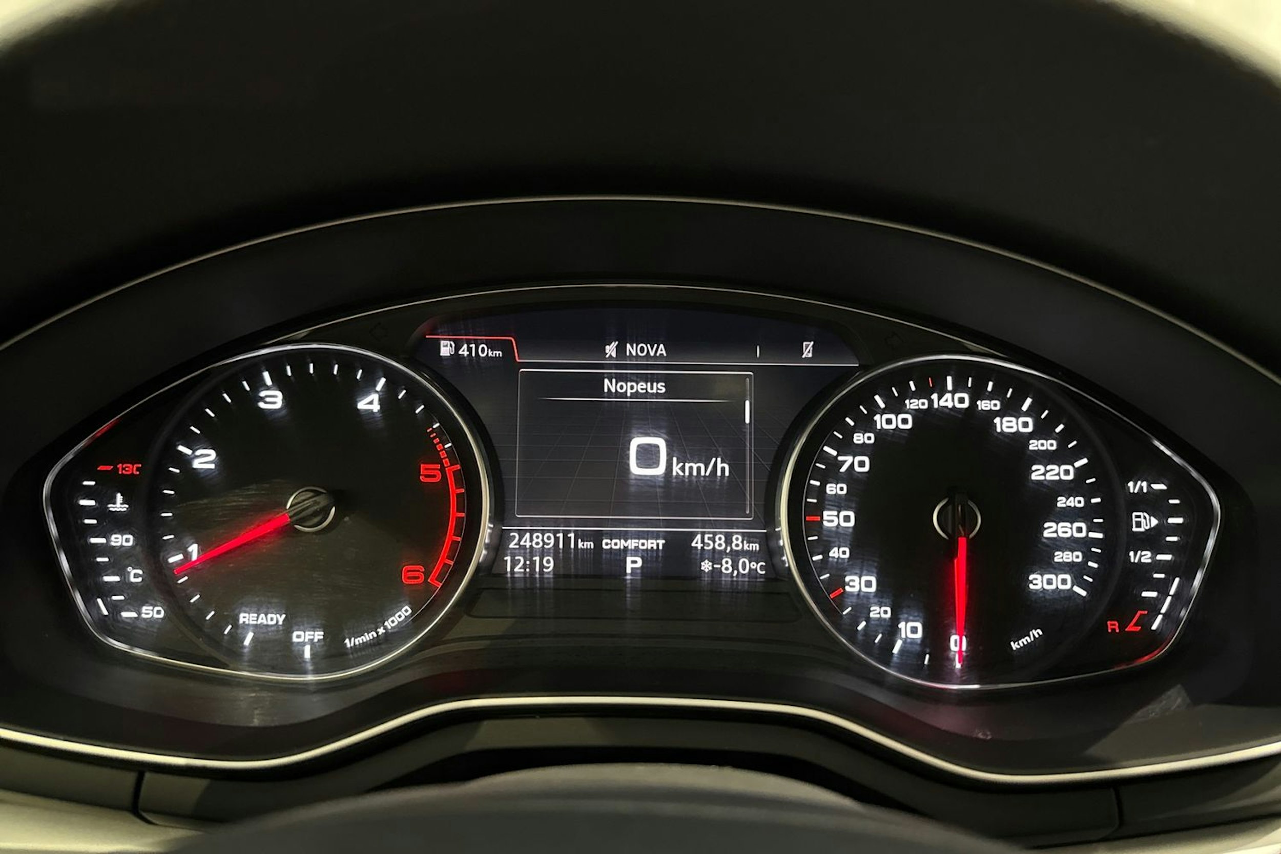 valkoinen Audi A4 allroad quattro 2018 kuva 23.