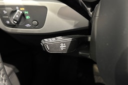 valkoinen Audi A4 allroad quattro 2018 kuva 24.