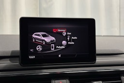 valkoinen Audi A4 allroad quattro 2018 kuva 26.