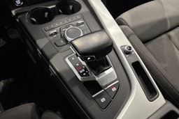 valkoinen Audi A4 allroad quattro 2018 kuva 33.