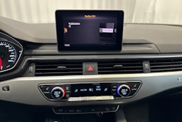 Valkoinen Audi A4 allroad quattro 2018 kuva 16.
