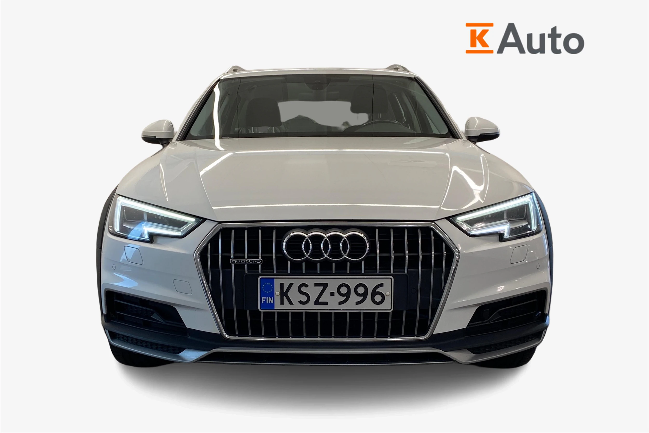 Valkoinen Audi A4 allroad quattro 2018 kuva 4.