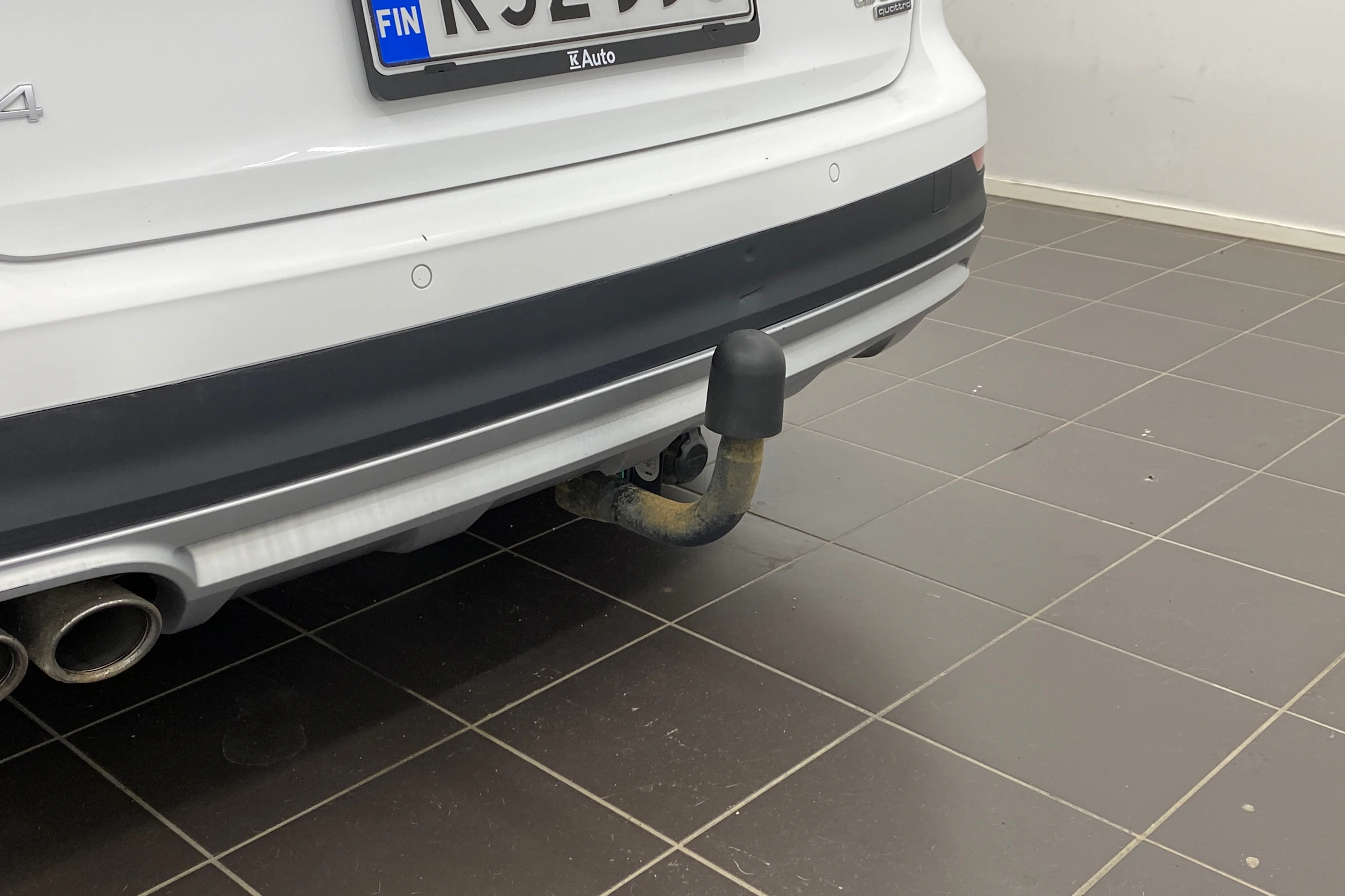 Valkoinen Audi A4 allroad quattro 2018 kuva 20.