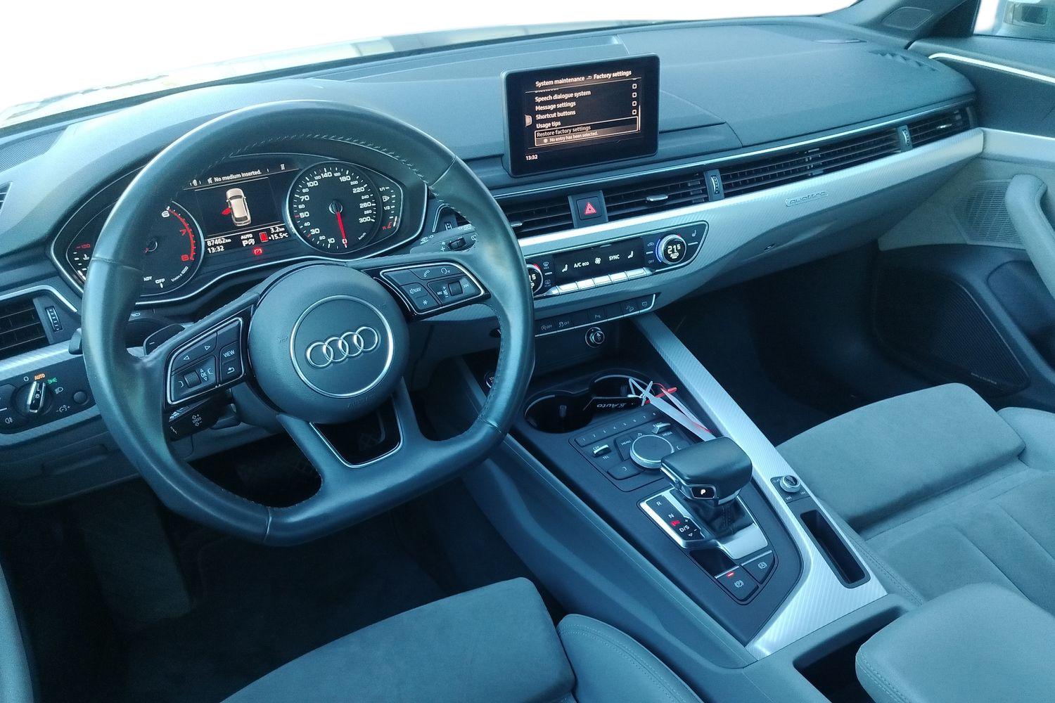 Audi A4 Allroad 2018, kuva 3/3