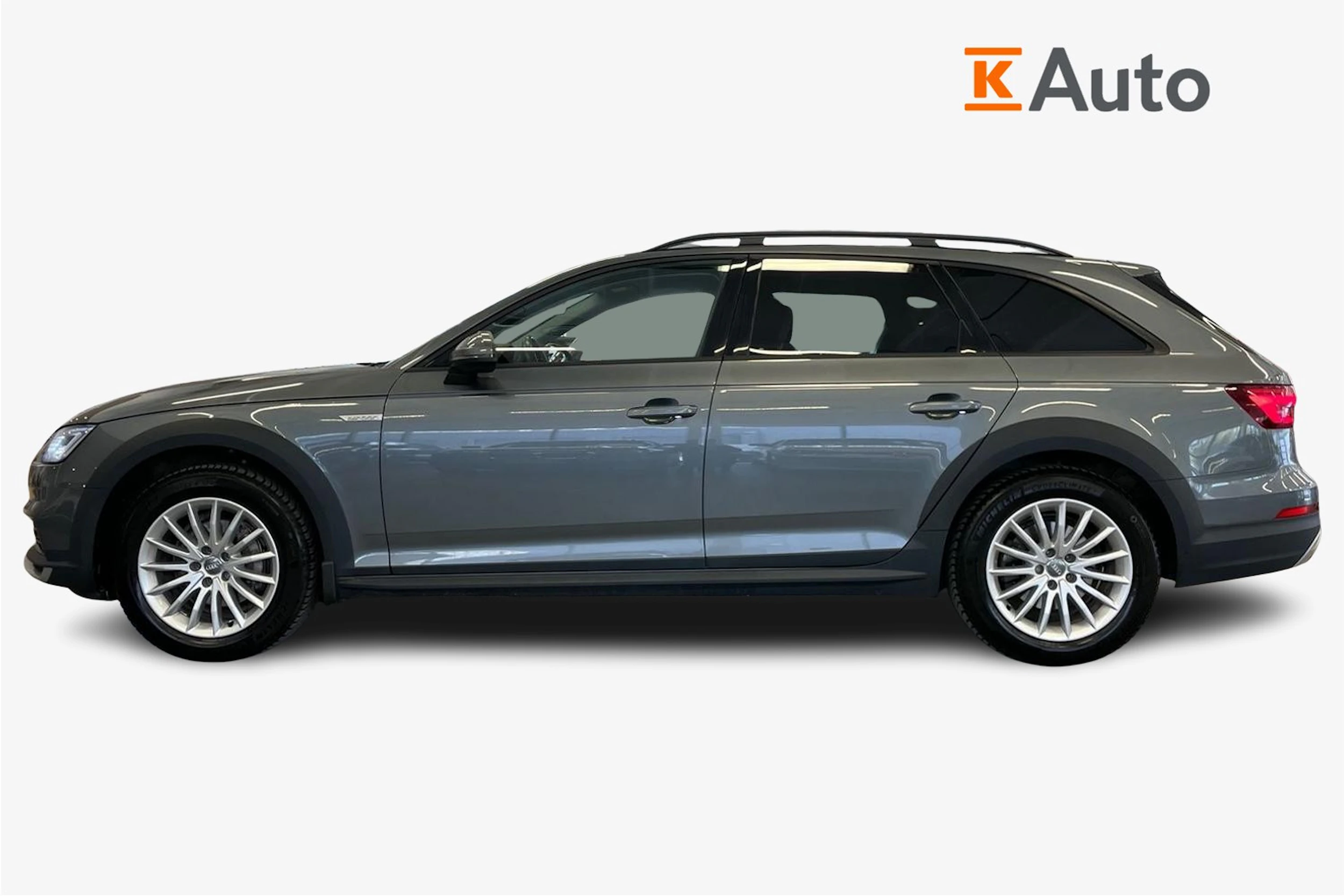 Harmaa Audi A4 allroad quattro 2018 kuva 7.