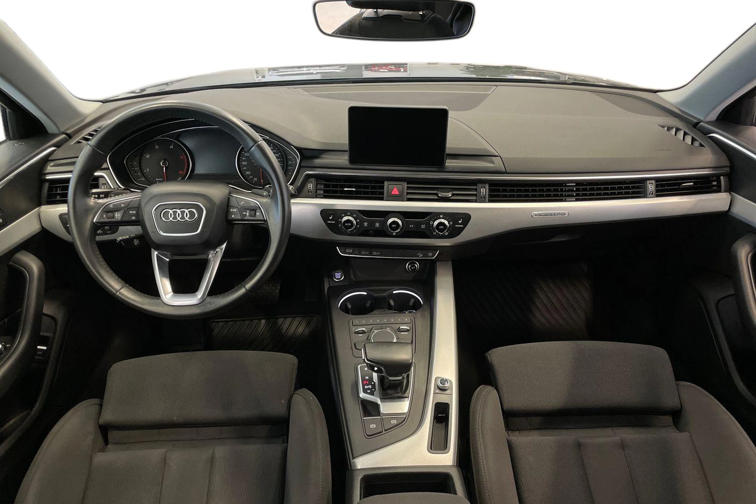 Harmaa Audi A4 allroad quattro 2018 kuva 9.