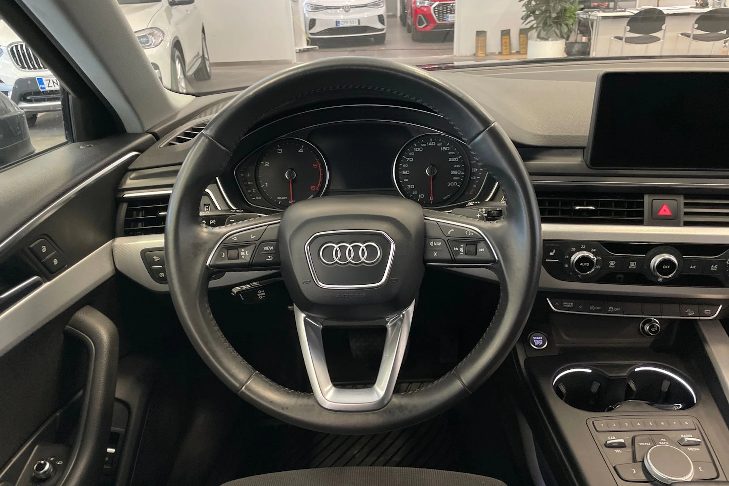 Harmaa Audi A4 allroad quattro 2018 kuva 17.