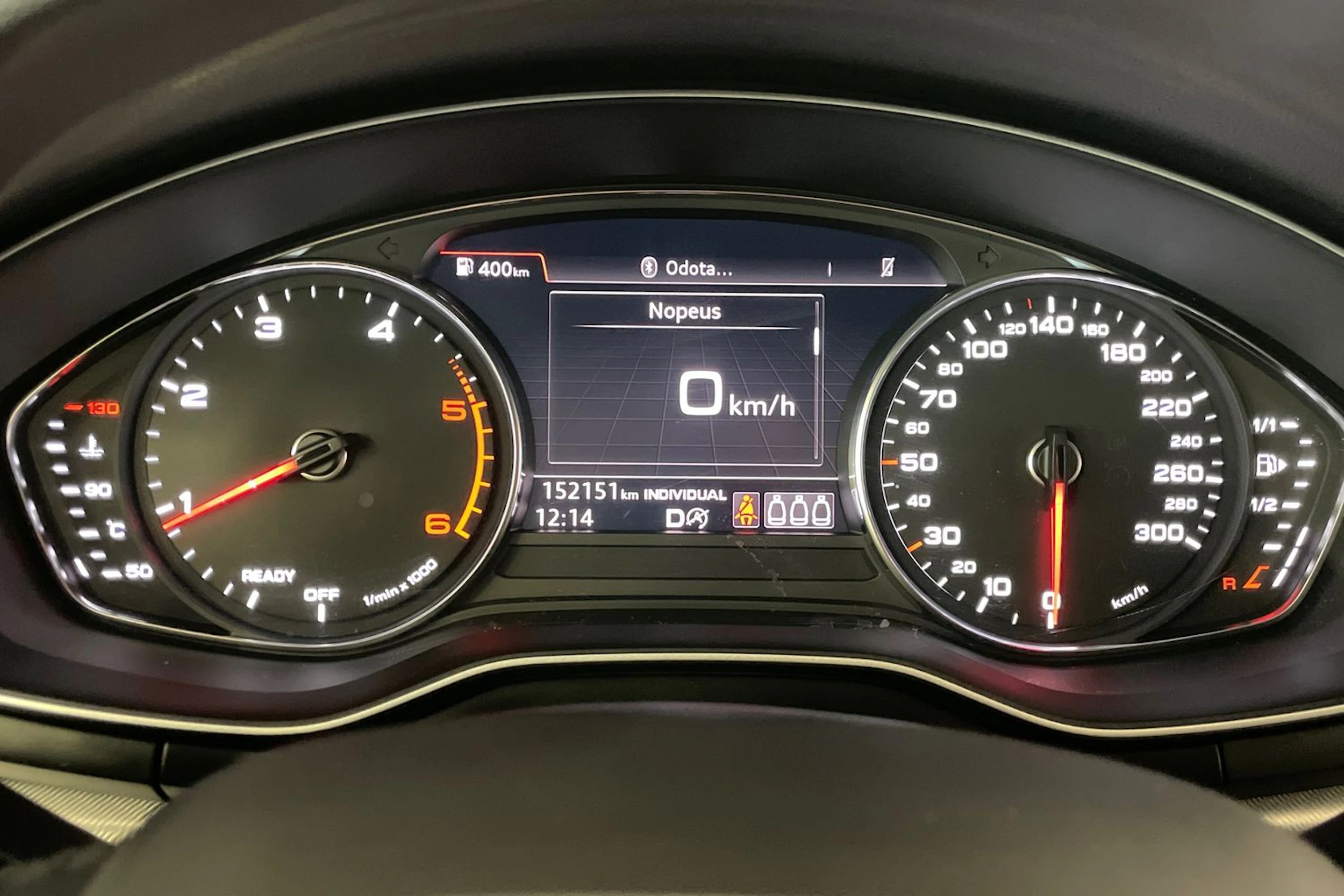 Harmaa Audi A4 allroad quattro 2018 kuva 19.