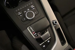 Harmaa Audi A4 allroad quattro 2018 kuva 24.