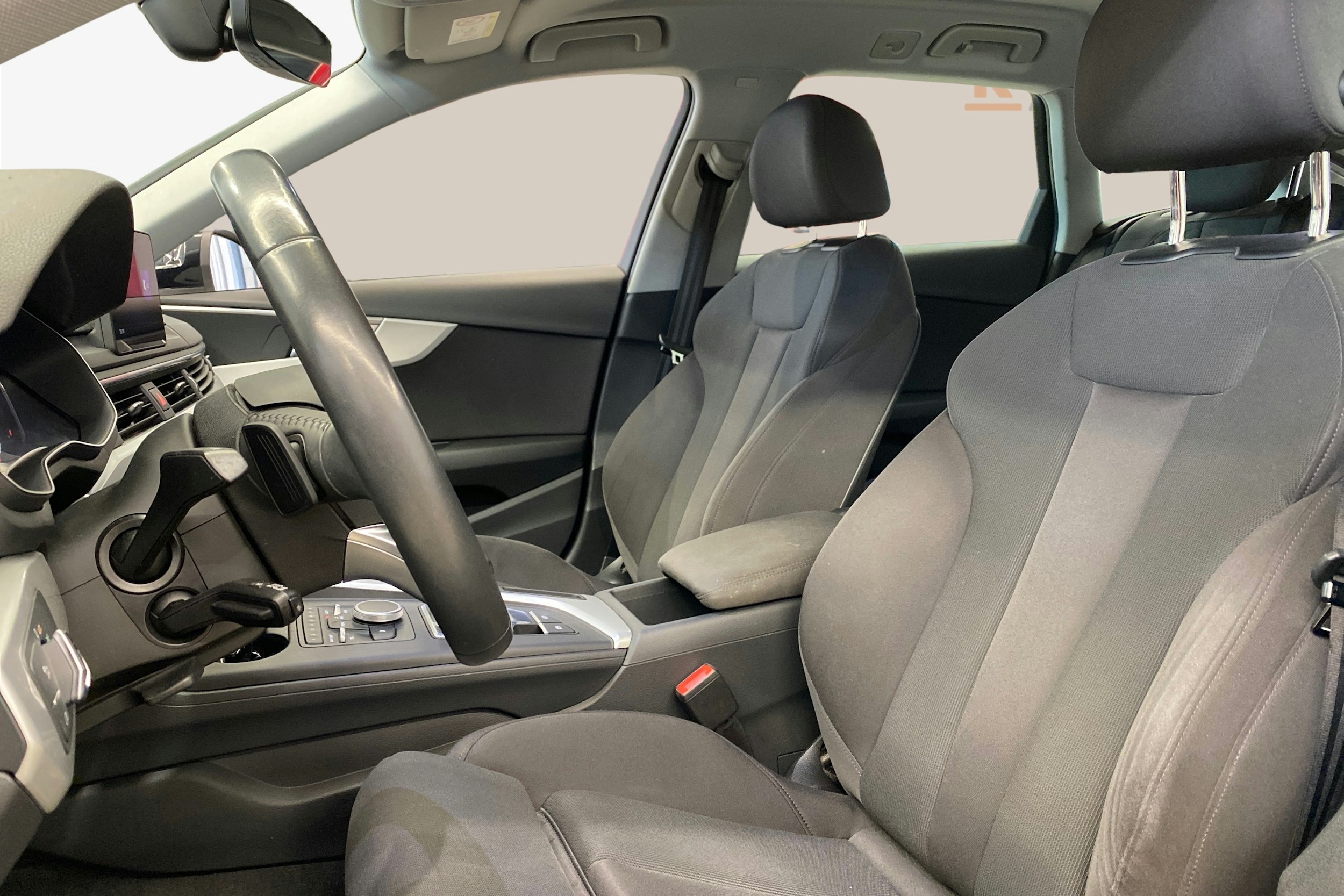 musta Audi A4 allroad quattro 2018 kuva 11.