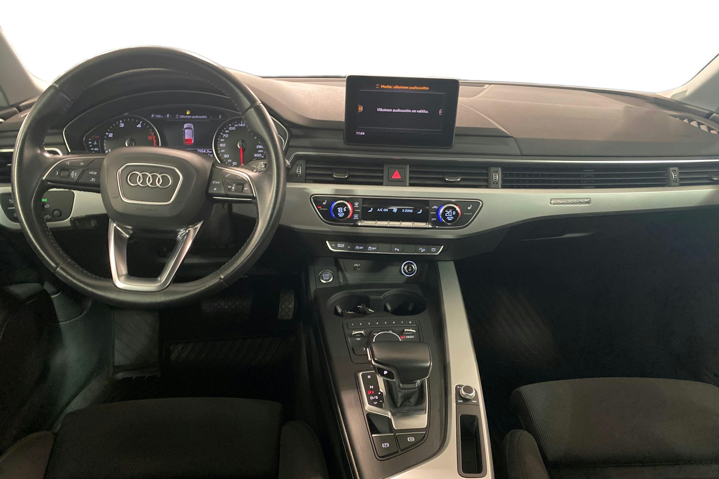 harmaa Audi A4 allroad quattro 2018 kuva 9.