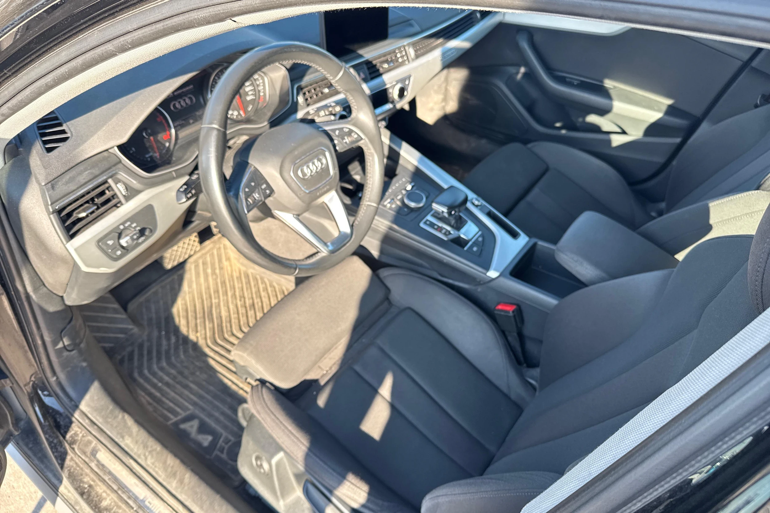 musta Audi A4 allroad quattro 2018 kuva 3.