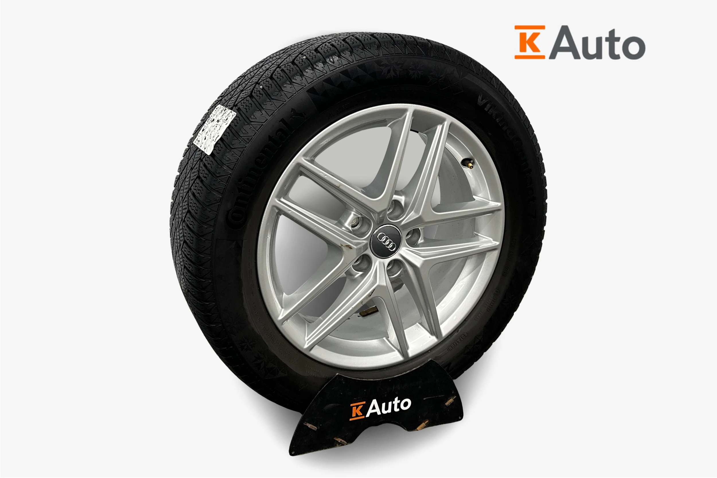 valkoinen Audi A4 allroad quattro 2020 kuva 9.