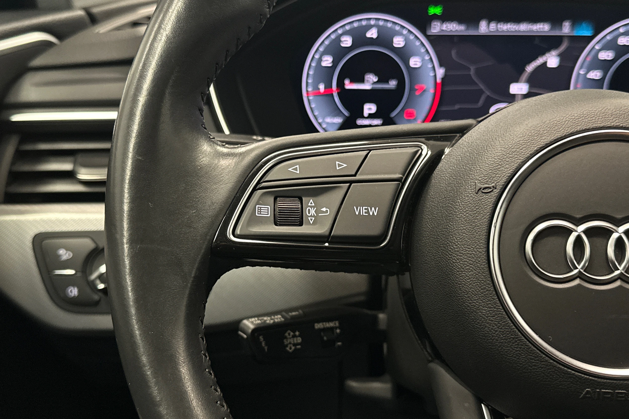 valkoinen Audi A4 allroad quattro 2020 kuva 11.