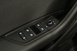 valkoinen Audi A4 allroad quattro 2020 kuva 14.