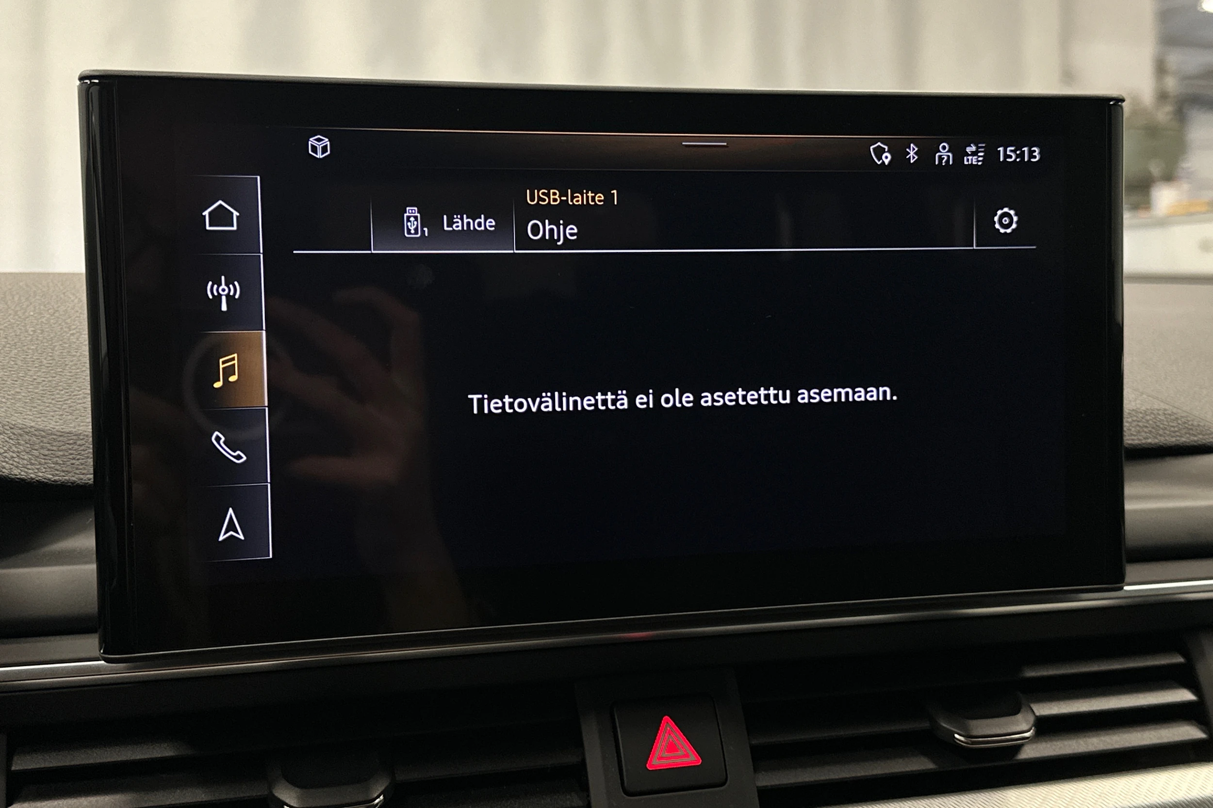 valkoinen Audi A4 allroad quattro 2020 kuva 18.